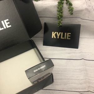 Kylie cosmetics dead of knight lip kit